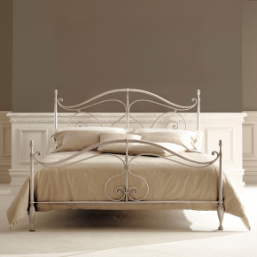 _Elegnant Bed 
       in silver leaf pickled finish, cat. C