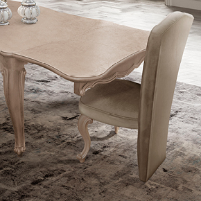 _Lester table 
				 extensible and top in finish cameo.<br>
                _Ester chair.