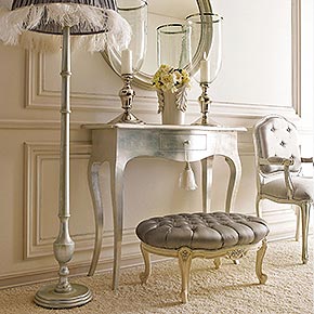 _Consolle Slim in legno con maniglia Bijou in metallo, finitura foglia argento a cera, cat. C, con nappa art.30355/01